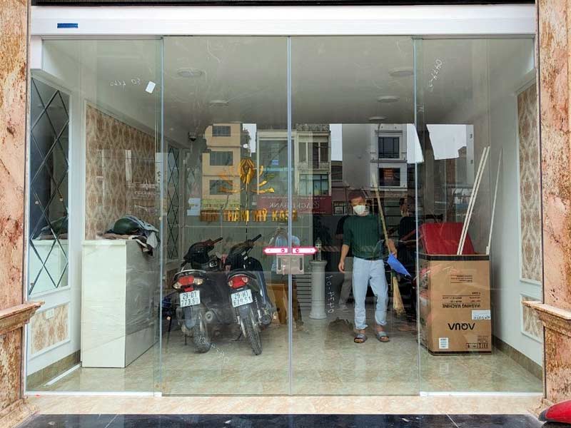 Tư vấn báo giá cửa kính cường lực 2026